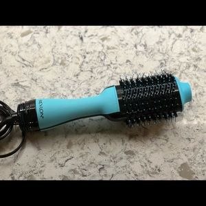 REVLON One-Step Hair Dryer And Volumizer Hot Air Brush, Mint